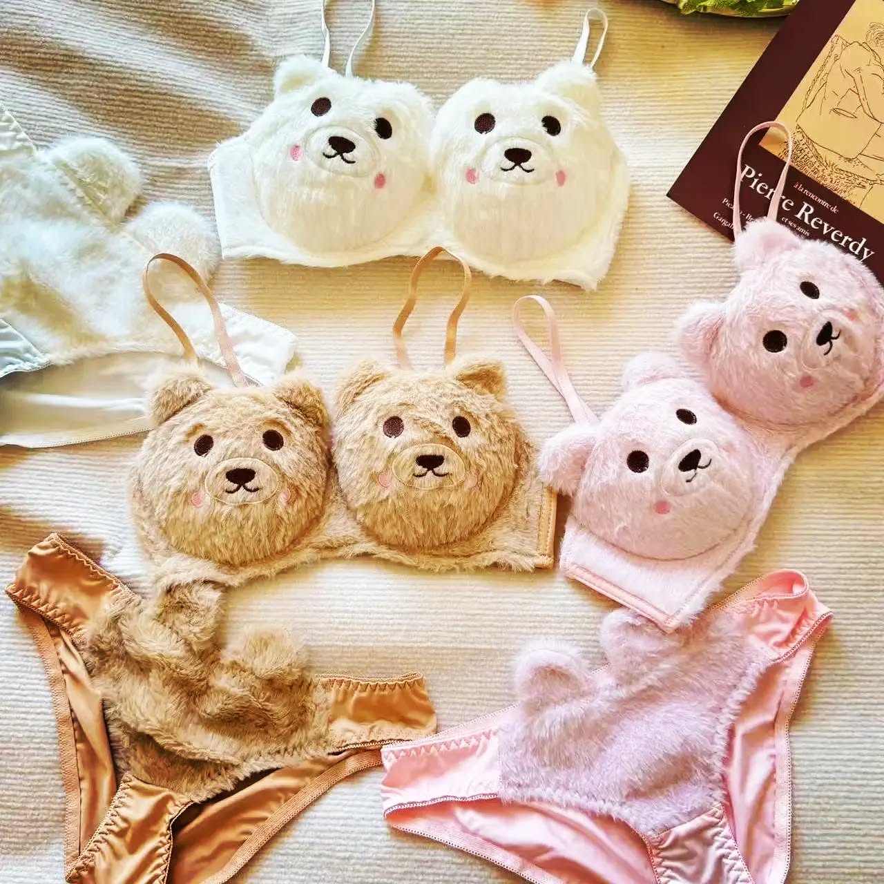 New High Quality Sexy Cute Kitty Anime Soft Plush Design Bra & Panty Set
