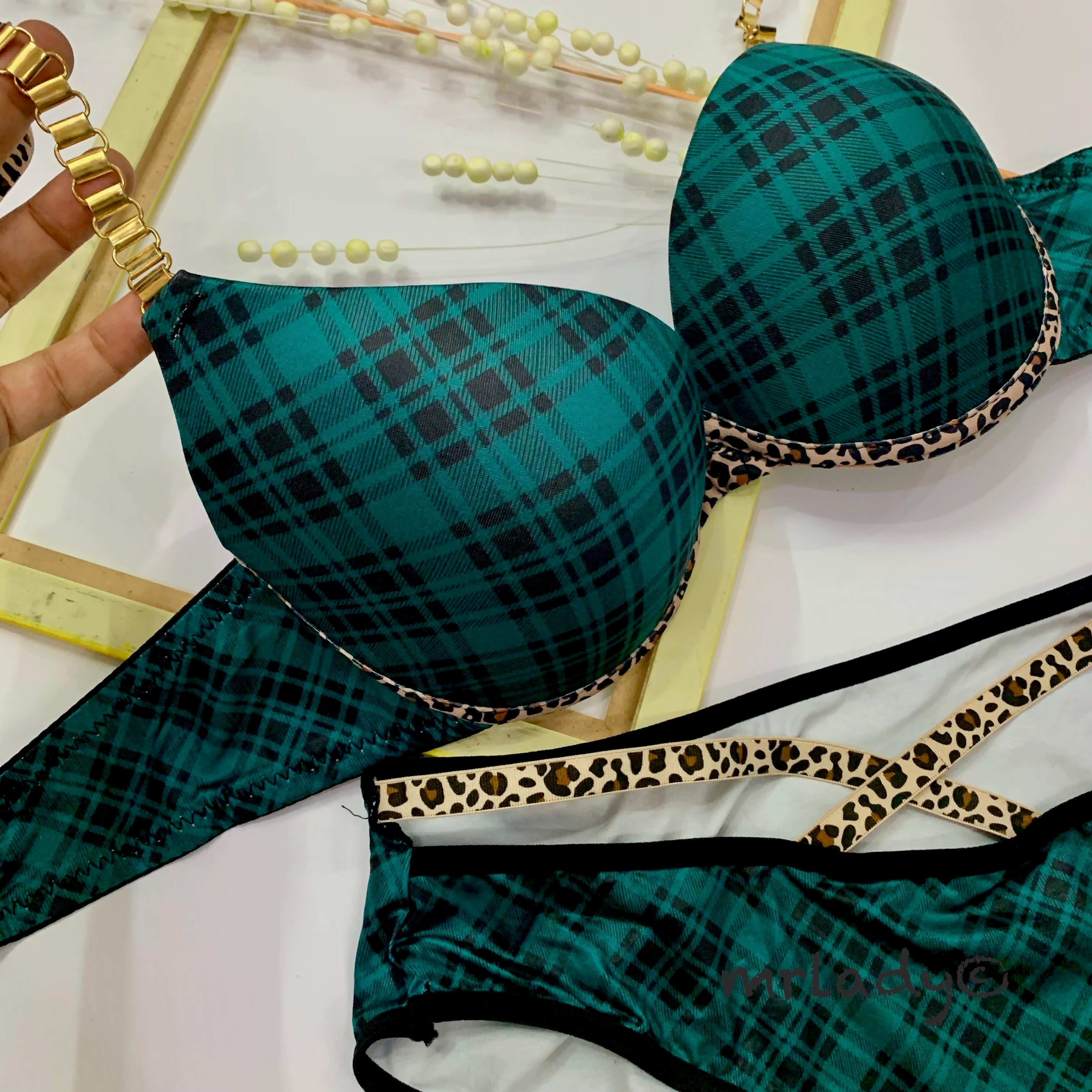 SCOTTISH THIN PAD BRA SET